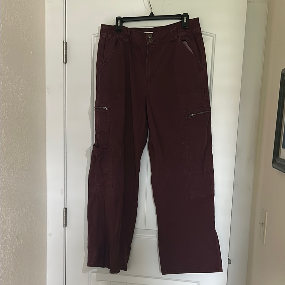 SO Women's Burgundy/Maroon Cargo Pants